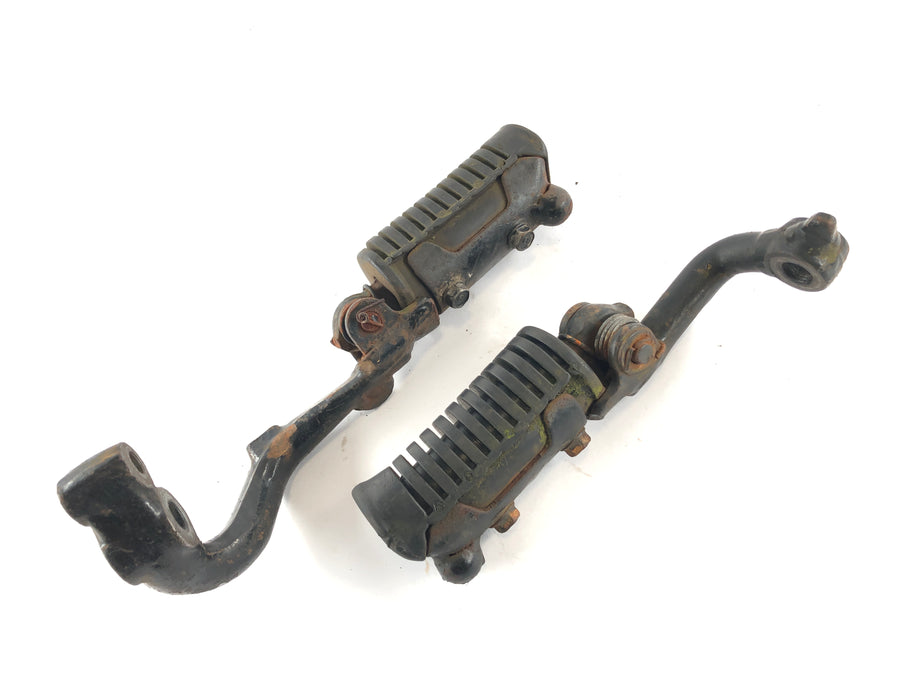 Honda CJ 360 T [1980] - Driver footrests with holder left and right