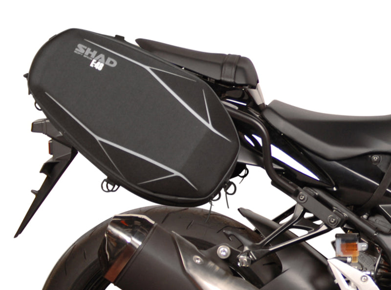 Suzuki Gsr 750 [SHAD] - Side bag holder Suzuki