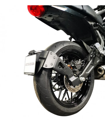 Kawasaki Z 650 [ACCESS DESIGN] - Support de plaque d'immatriculation ''Wheel Fitted'' - Noir Kawasaki Z650RS
