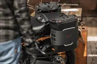 Moto Guzzi V7 850 Stone Special [SW-MOTECH] – V-LOC WP Seiten-Tasche (16 Liter)