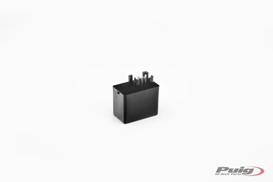 UNIVERSAL UNIVERSAL UNIVERSAL – Relay – Black
