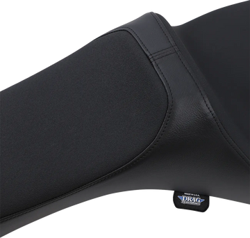 Harley-Davidson Street Bob [DRAG SPECIALTIES] – Siège Predator III Slip Stop™ - 0