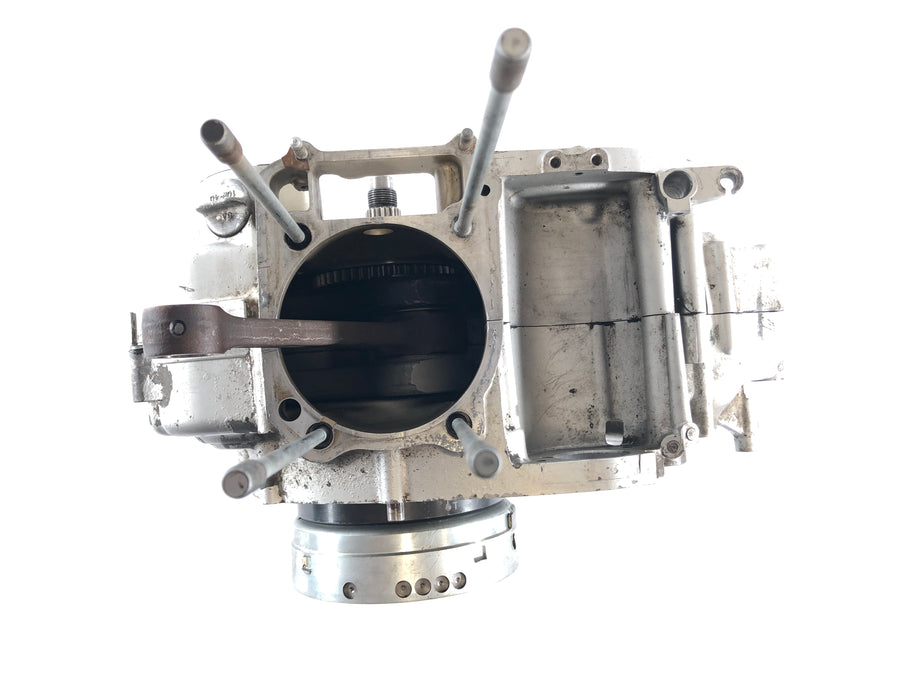 Suzuki LS 650 NP41B [1990] - Engine housing with crankshaft and flywheel