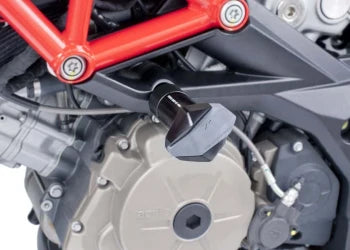 APRILIA SHIVER 900 [2020] – Adapter Beifahrer Fußrasten- Gummipad – Schwarz
