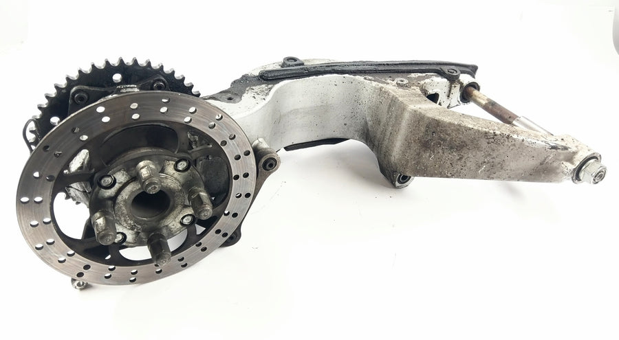 Honda VFR 800 FI RC46- Bras oscillant Bras oscillant arrière avec plateau et disque de frein