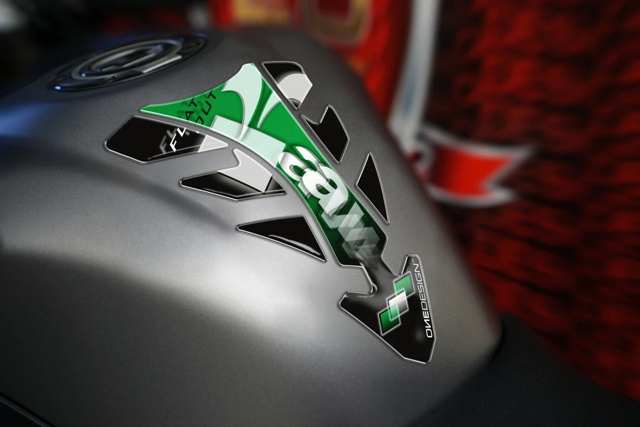 UNIVERSAL UNIVERSAL UNIVERSAL – Protection de réservoir Future – noir