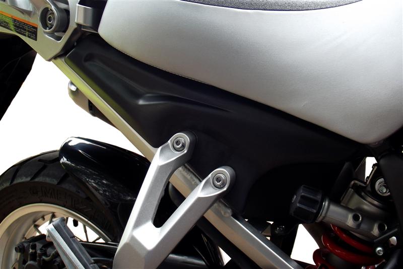 YAMAHA XT 1200 ZE SUPER TENERE [2019] – Caches latéraux – Noir mat