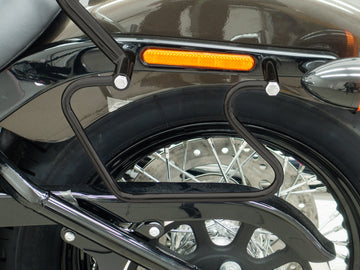 Harley Davidson Softail Street Bob (Milwaukee-Eight 107/114) [2018] - Packtaschenbügel, schwarz