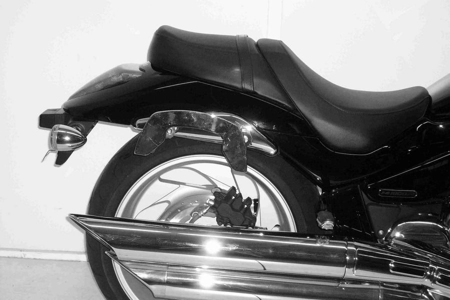 Suzuki M 1800 [2006-2012] - C-Bow side carrier side view