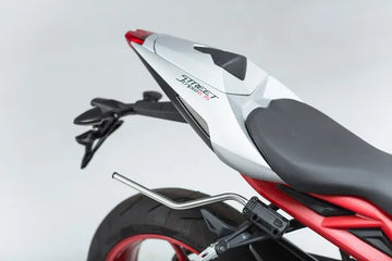 Triumph Daytona 660 [SW-MOTECH] – Entretoises de sacoches BLAZE
