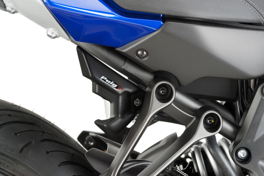 YAMAHA TRACER 7 GT [2025] – Abdeckung des Hinteren Bremsbehälters – Carbon look