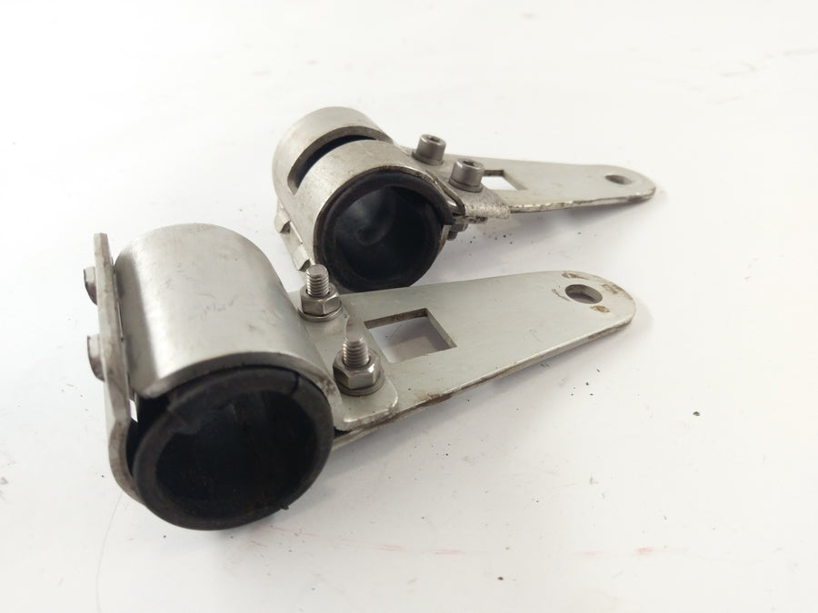 Ducati Pantah 500 SL [1982] - Headlight mount lamp holder