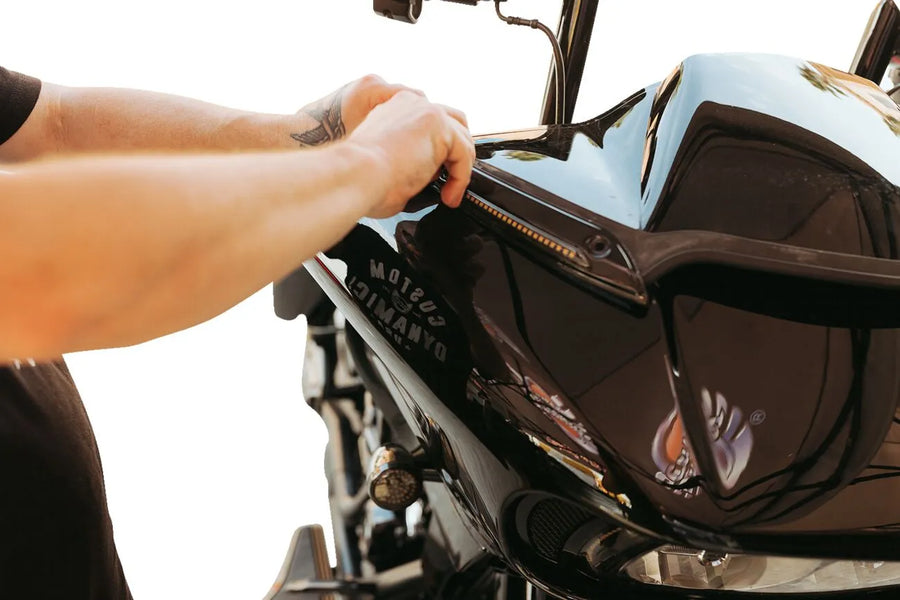 harley-davidson road glide [CUSTOM DYNAMICS] - Genesis® 4 Dynamic LED Road Glide® windshield strip