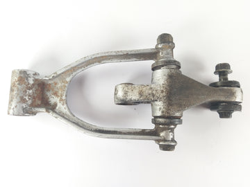 Suzuki DR 650 SP42B - connecting piece central spring strut swing arm "bone"