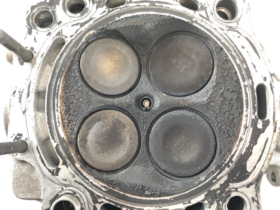 Suzuki DL 1000 V-Strom [2006] - Zylinderkopf Zylinder vorne