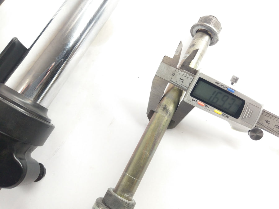 Triumph Bonneville 800 T100 [2004] - Fork Suspension Fork - fuite d'anneaux à mijoter