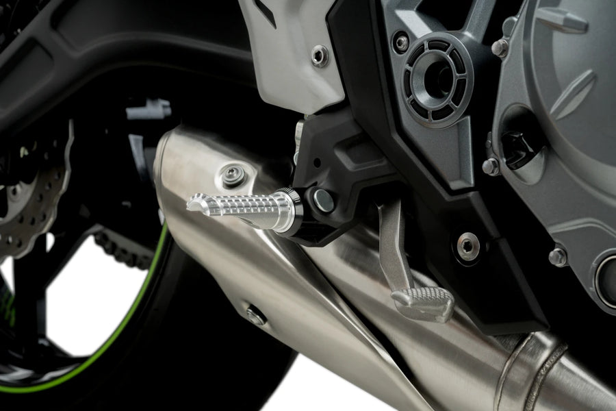 KTM RC 390 [2025] – R-Fighter Fußrasten – Titan