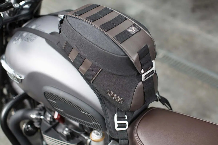 ducati hypermotard 1100 [SW-MOTECH] – Legend Gear strap-on tank bag LT2