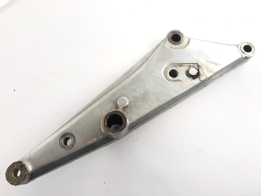 Honda CB 650 RC03 [1980] - Support repose-pied droit