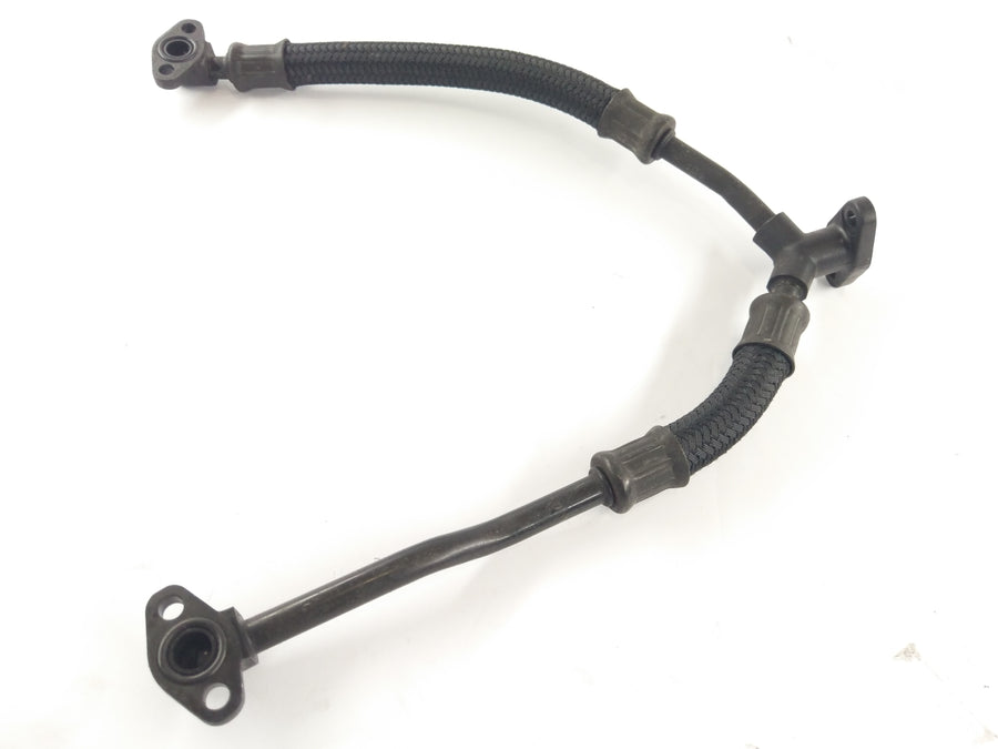 Suzuki GSXR 1100 GV73A [1992] - Oil pipe