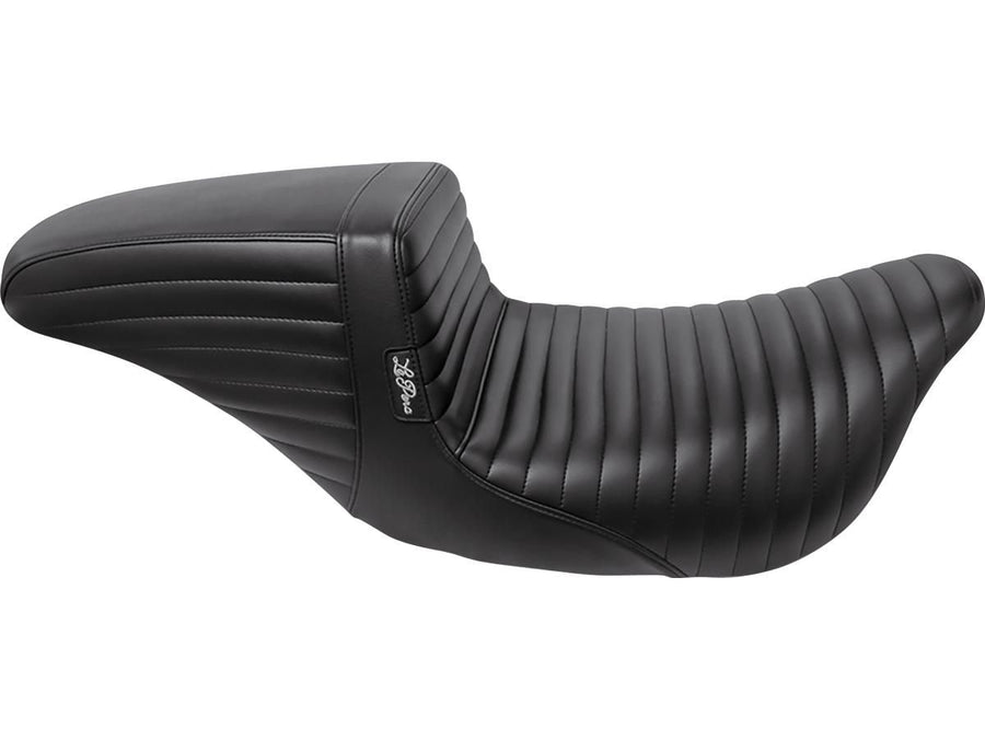 Harley Davidson Touring [2008-2025] – Kickflip Sitz Gefaltete Naht Schwarzes Vinyl
