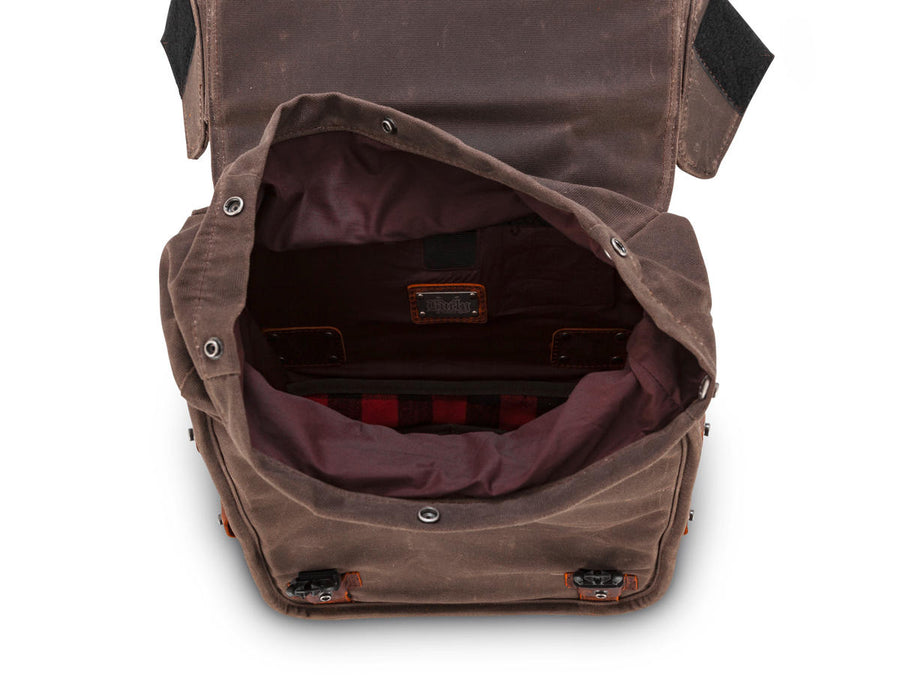 Harley Davidson-Voyager Floor-Satta Pocks Dark Oak