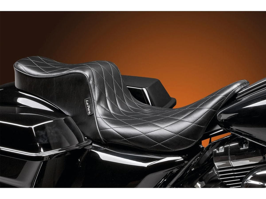 Harley Davidson Touring [2008-2025] – Cherokee Sitz Diamond Stitch Schwarzes Vinyl