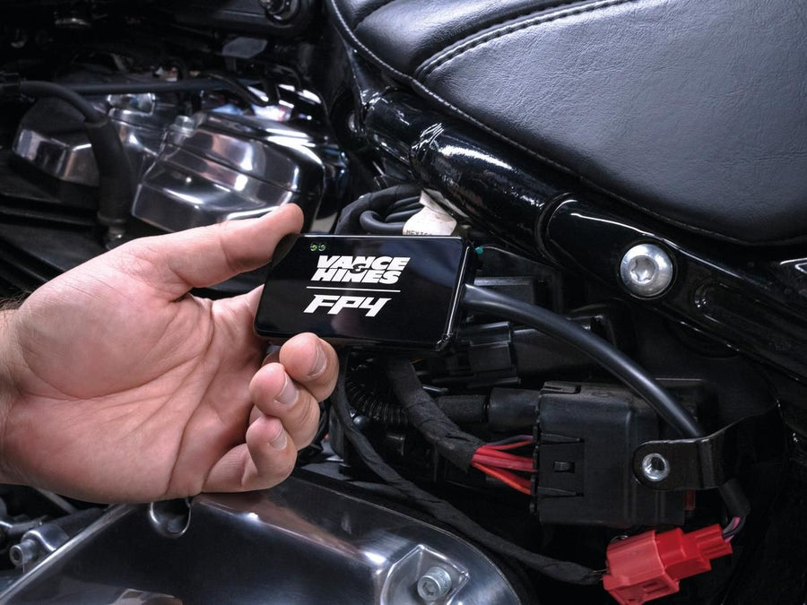 Harley Davidson Softail [2021-2024] – Fuelpak FP4 ECM Abstimmungsmodul Rot 6-poliger