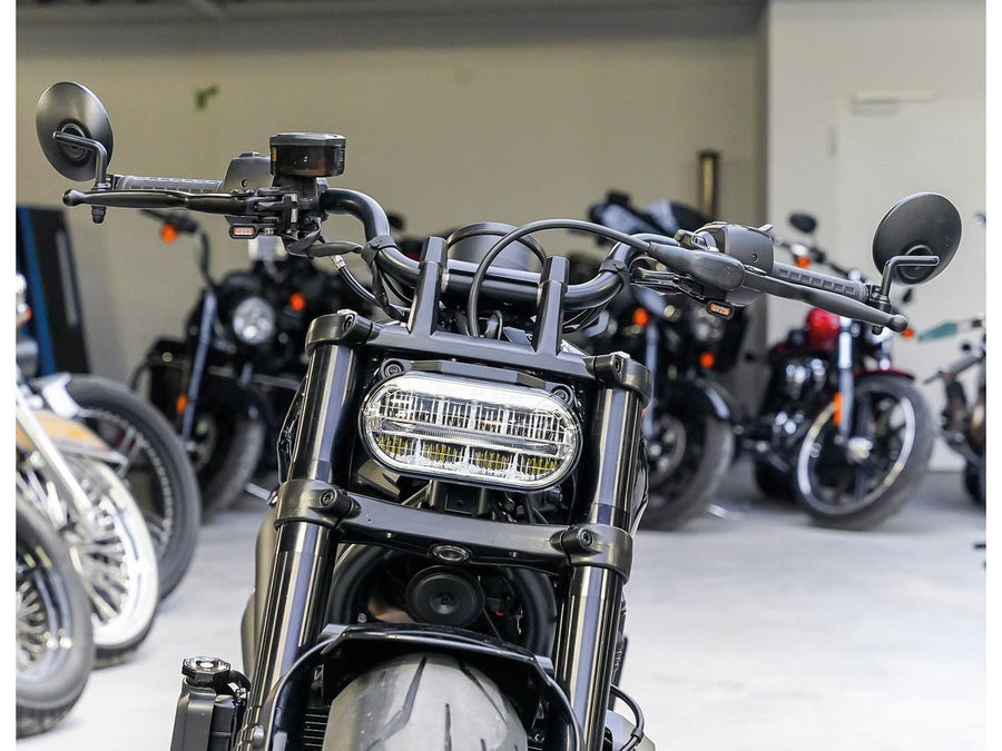 Harley Davidson Sporters S RH1250S [2021-2025]-Striped Led turn signals black
