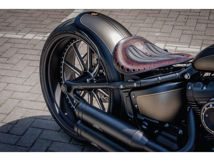 Harley Davidson FXBR [2022-2025] -Titanium SOLOSITZ Montagekit Wide Frame