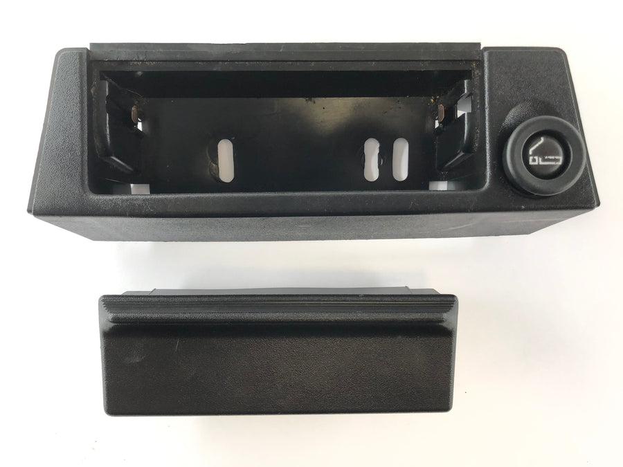 BMW M 535i E28 [1986] - Cendrier console centrale avec briquet