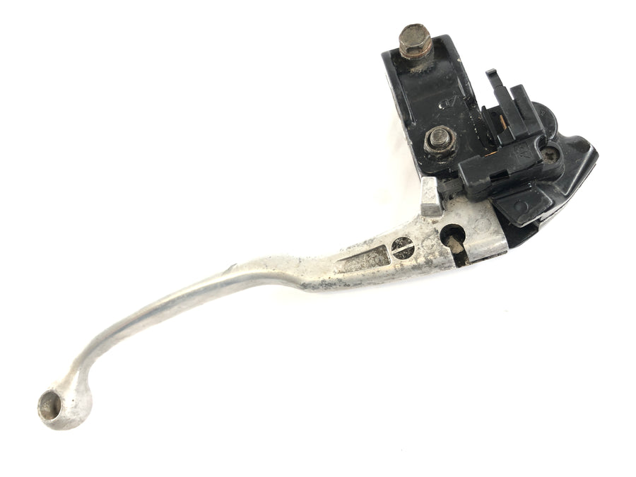 Yamaha TZR 125 4FL [1997] - Clutch fitting with clutch lever