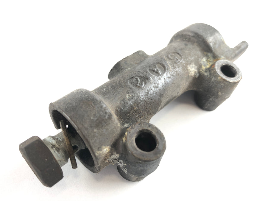 Kawasaki Z 750 E KZ750E [1981] - Distributor brake line front