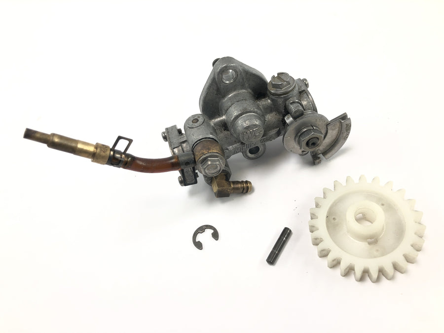 Kawasaki KMX 125 [1996] - Oil pump mixture oil pump