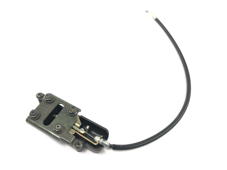 Yamaha YZF R1 RN09 [2002] - Seat lock with Bowden cable