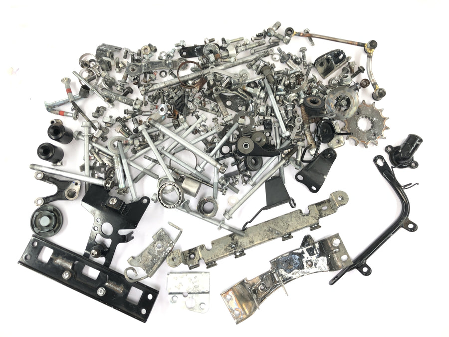 Kawasaki Ninja 250 R EX250K [2009] - Restteile und Schrauben Konvolut Kleinteile