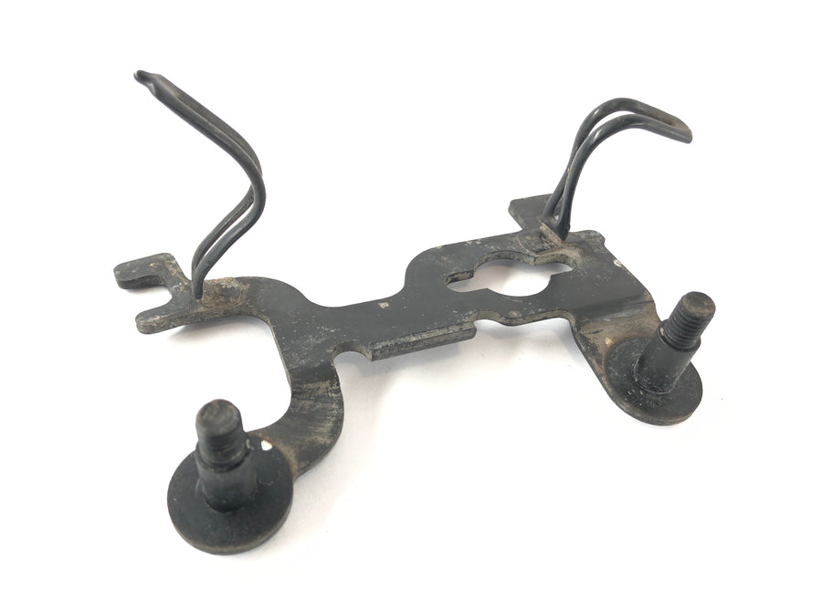 Suzuki DR 600 SN41A [1986] - Speedometer mount cockpit holder
