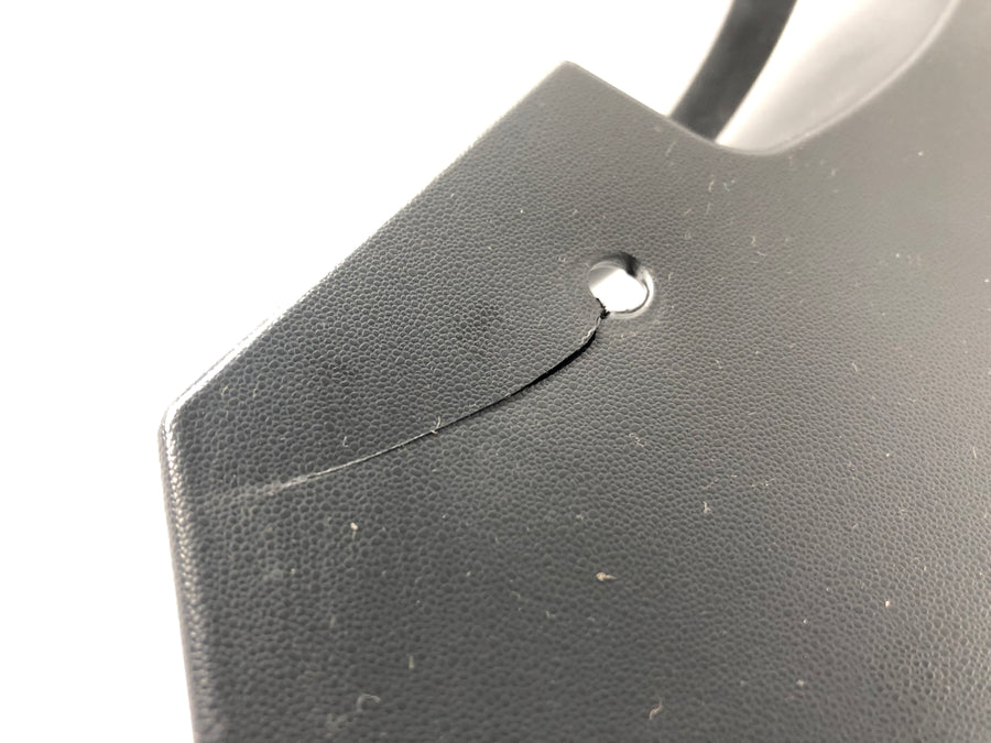 Kawasaki ZRX 1200 S ZRT20A [2003] - Cockpit interior panel with crack ???