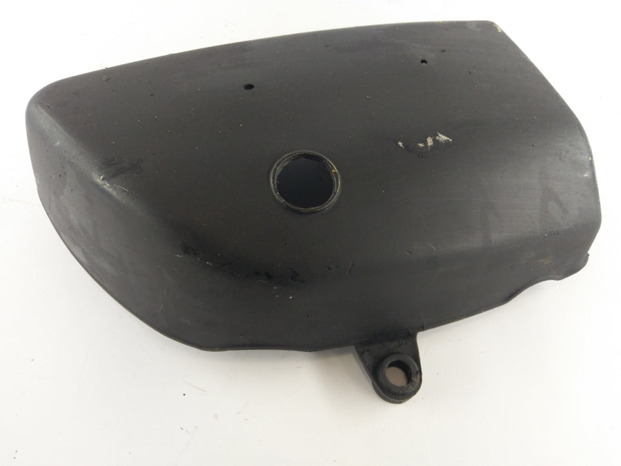 Suzuki GT 750 [1973] - Cache latéral en plastique