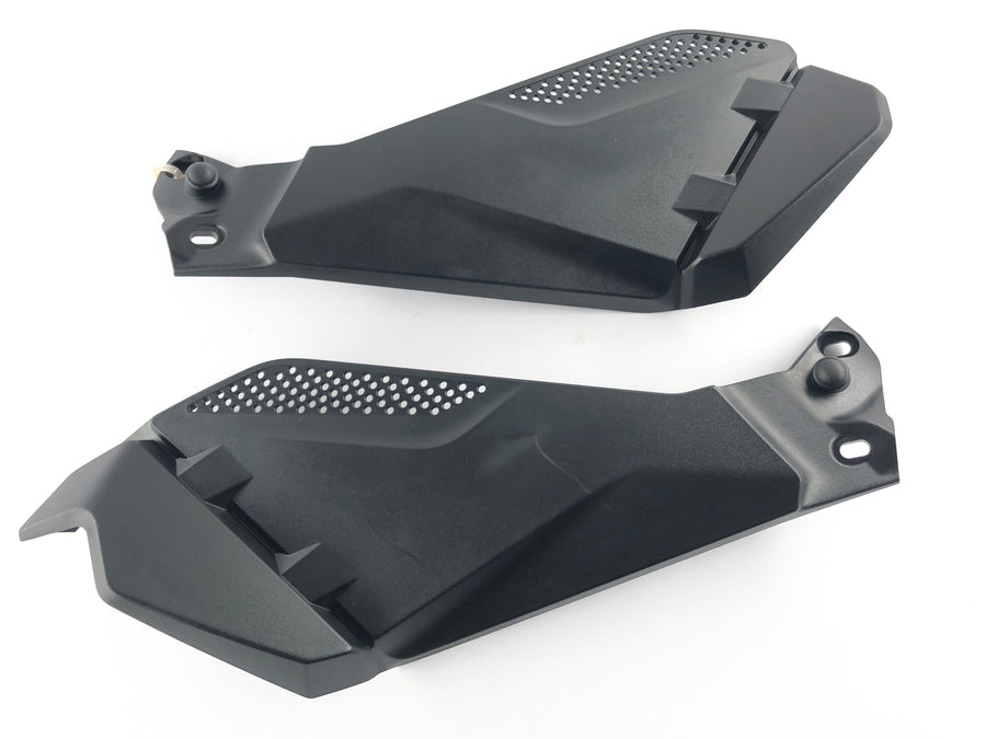 BMW R 1200 GS LC [2016] - Front fairing tank cover left and right
