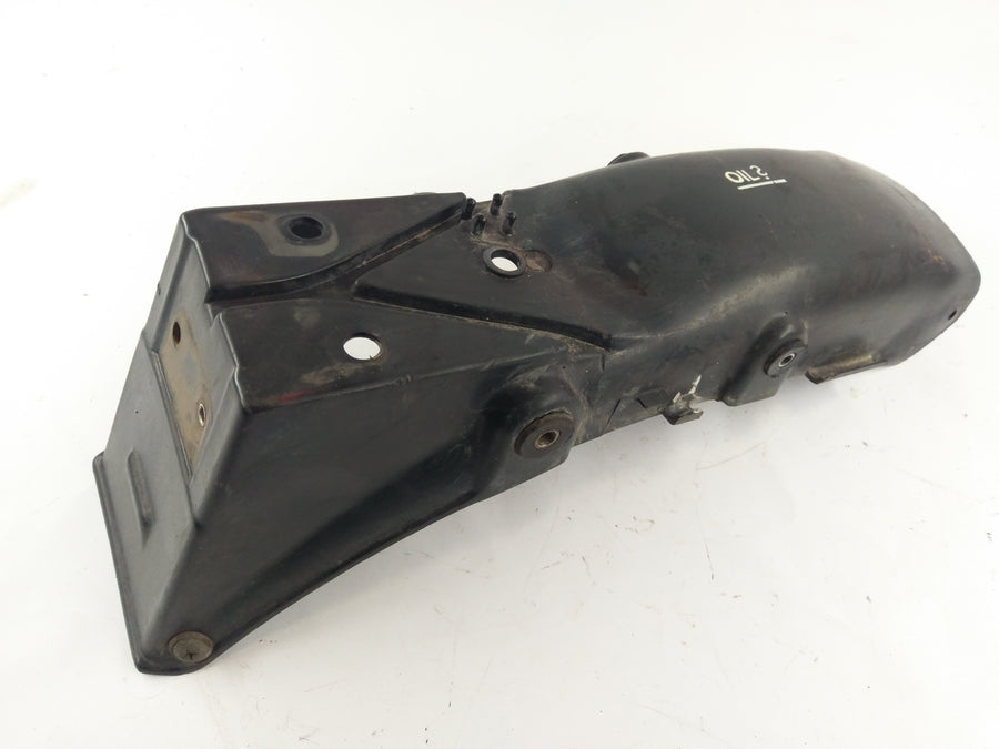Suzuki GT 250 X7 [1979] - Protection anti-projections du panneau arrière intérieur