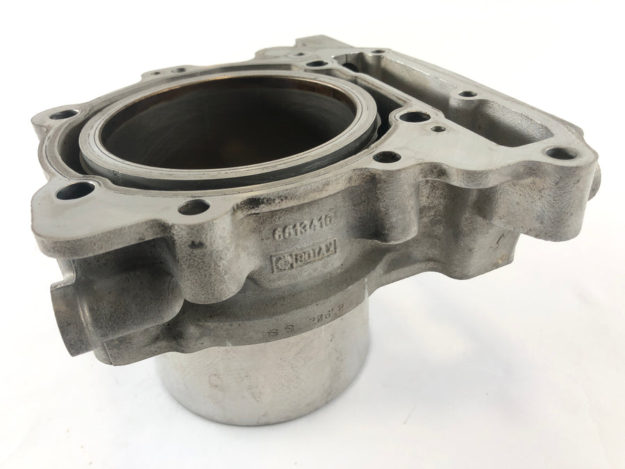 Aprilia Mille RSV 1000 ME [1999] - Cylinder rear cylinder