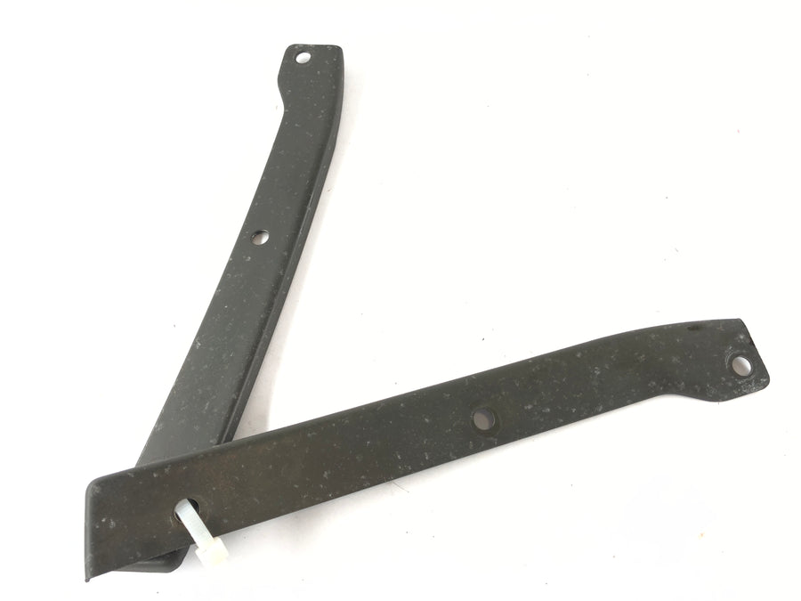 Yamaha XJ 900 F 58L [1985] - Engine mount struts???