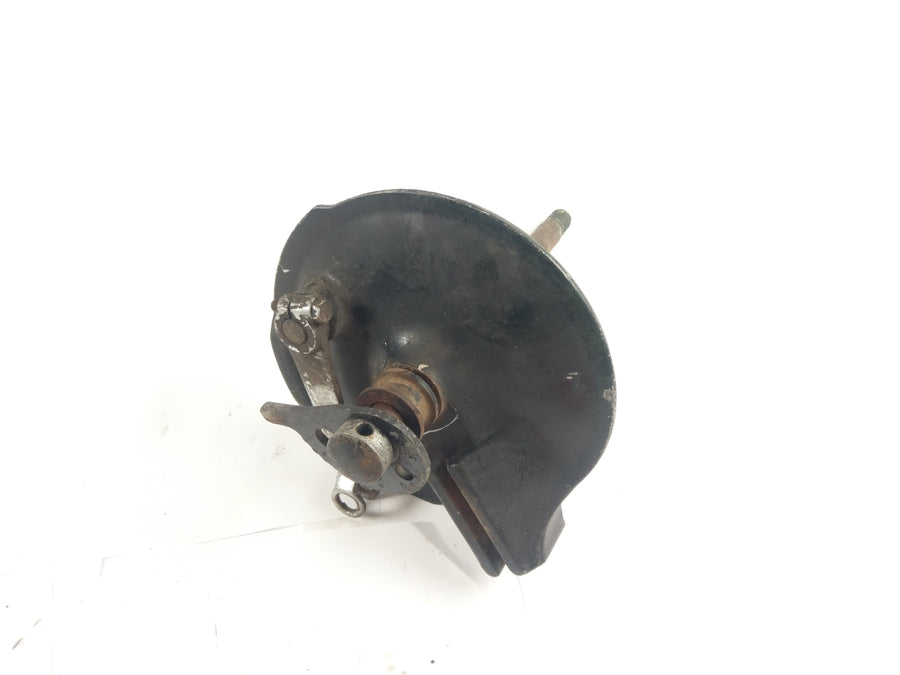 Yamaha DT 400 1R6 - Bremstrommel hinten mit Hinterachse