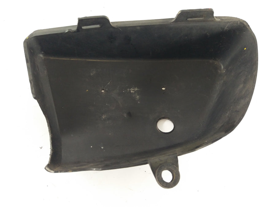Suzuki GT 750 [1973] - Cache latéral en plastique
