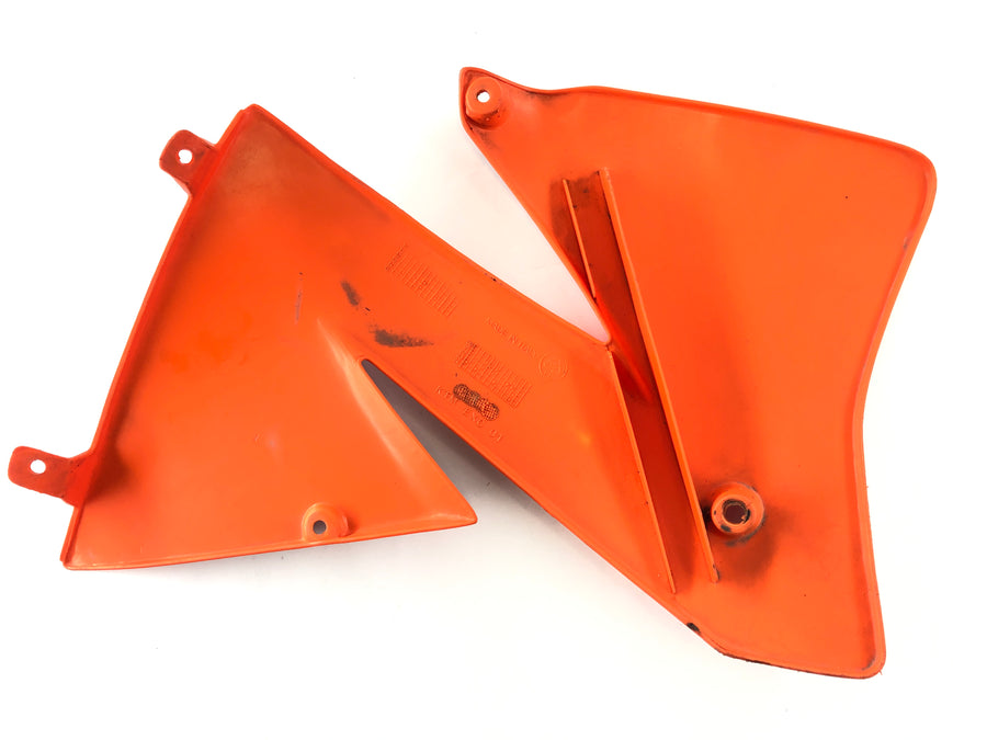 KTM 520 EXC [2001] - Tank fairing left and right