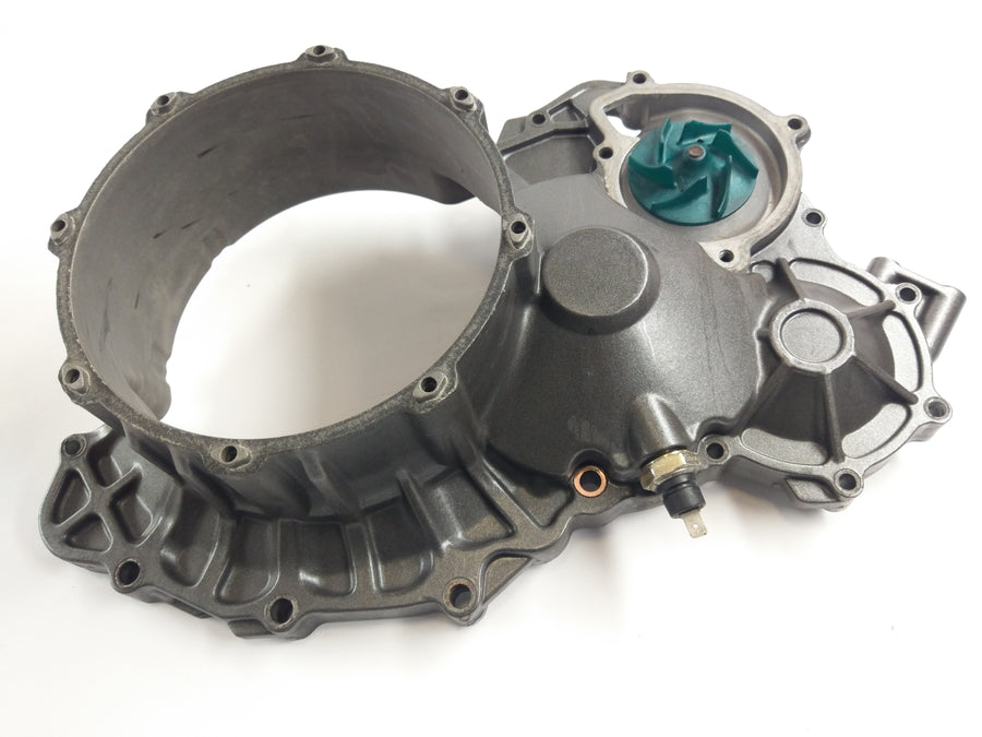 Aprilia RST 1000 Futura [2004] - couvercle d'embrayage à l'intérieur du couvercle du moteur