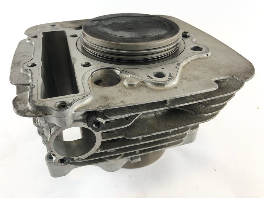 Yamaha TT 600 R DJ01 [2000] - Cylinder with piston