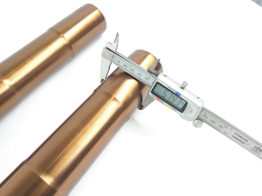 Benelli TNT 1130 Sport [2002] - Fourche avec axe et étriers de frein