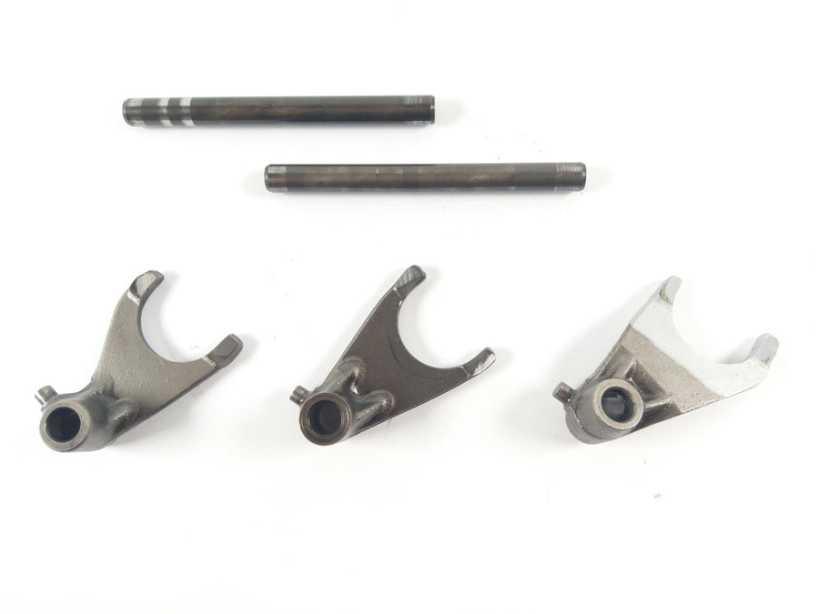 Suzuki RG 250 Gamma GJ21D - Shift forks and shafts